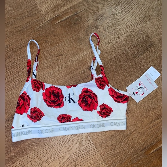 Calvin Klein NWT bralette & under garment. Rose flowers white background. - Picture 3 of 10